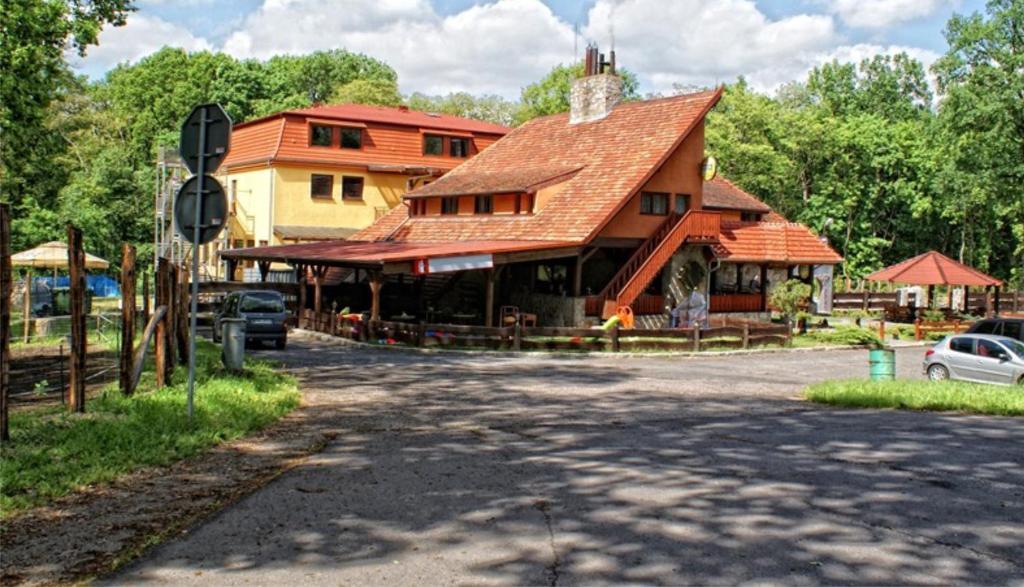 Zajazd Ostep Gorzyń Екстериор снимка